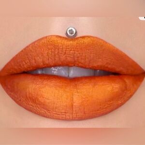 Mindbender (Shimmery Orange) – NWT
🧡 Jeffree Star Velour Liquid Lipstick